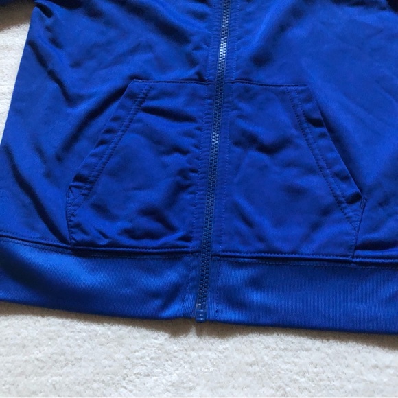 Kids 6-7 Y boys Nike track jacket royal blue - Picture 4 of 5
